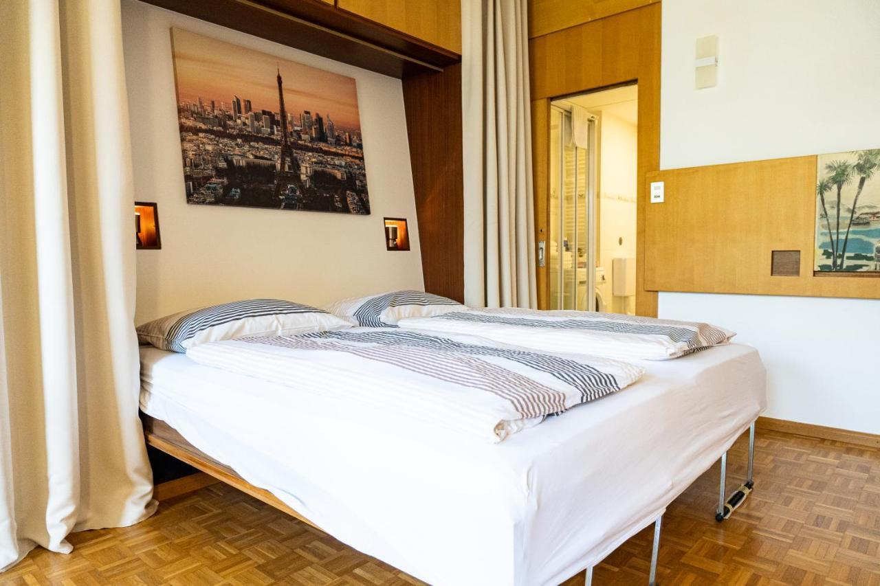 Flow Apartments Winkel Atelier Мерано Экстерьер фото