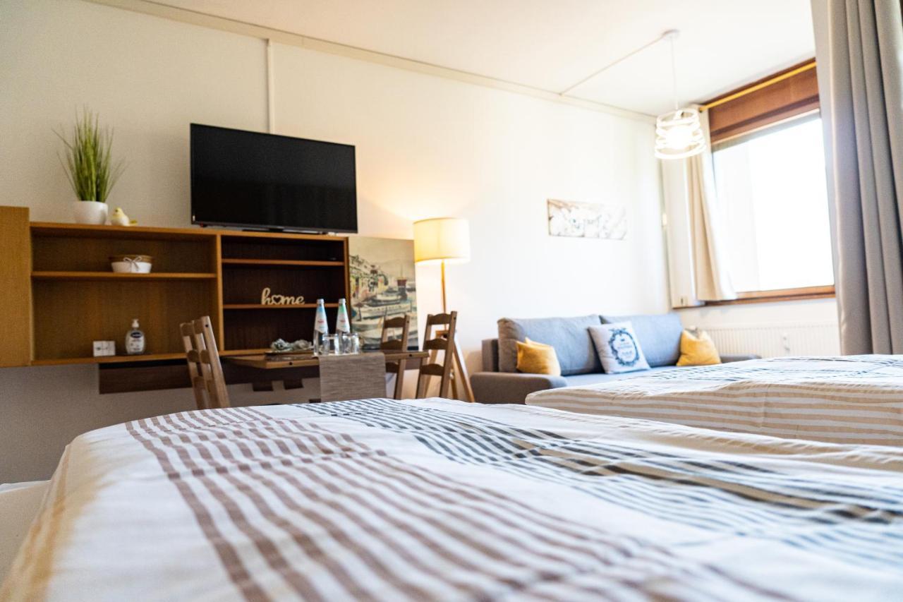Flow Apartments Winkel Atelier Мерано Экстерьер фото